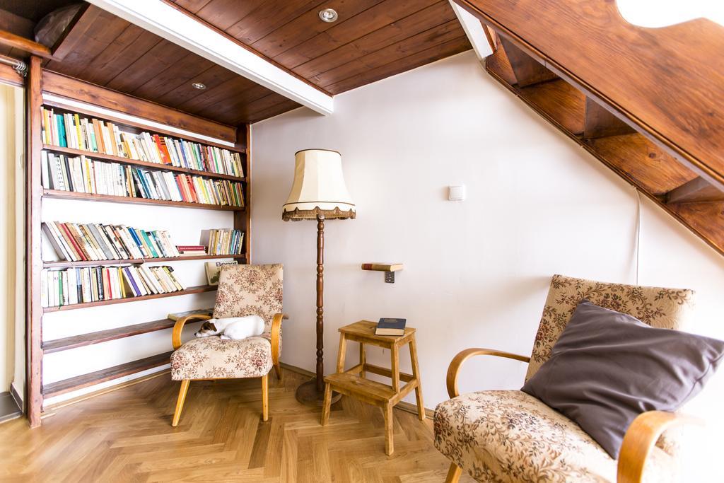 Friday Songs Apartment ปราก ภายนอก รูปภาพ