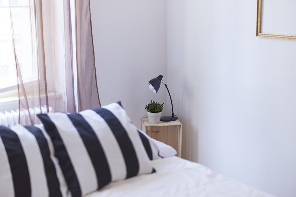 Friday Songs Apartment ปราก ภายนอก รูปภาพ