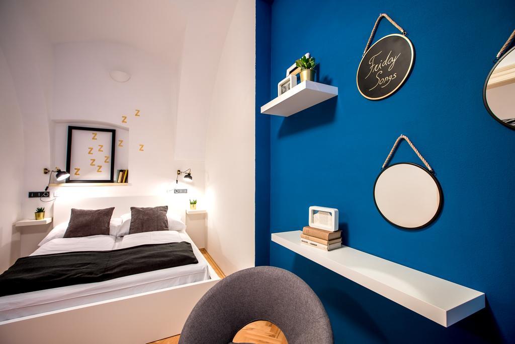Friday Songs Apartment ปราก ภายนอก รูปภาพ