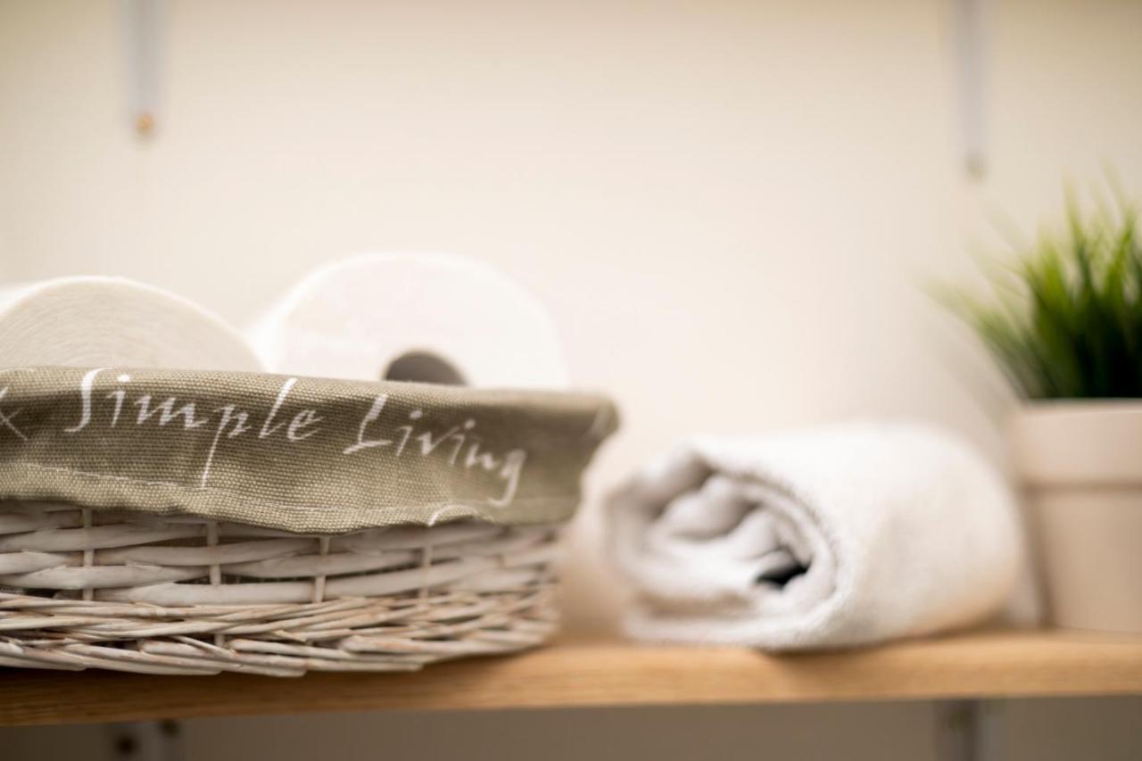 Friday Songs Apartment ปราก ภายนอก รูปภาพ