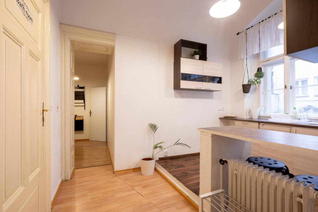 Friday Songs Apartment ปราก ภายนอก รูปภาพ